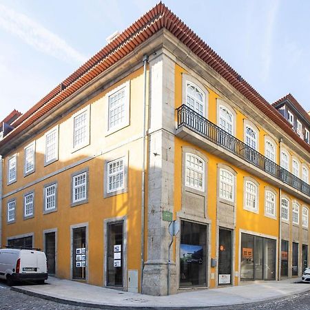 Elegant Downtown 1Br Flat W/ Ac By Lovelystay Porto Luaran gambar