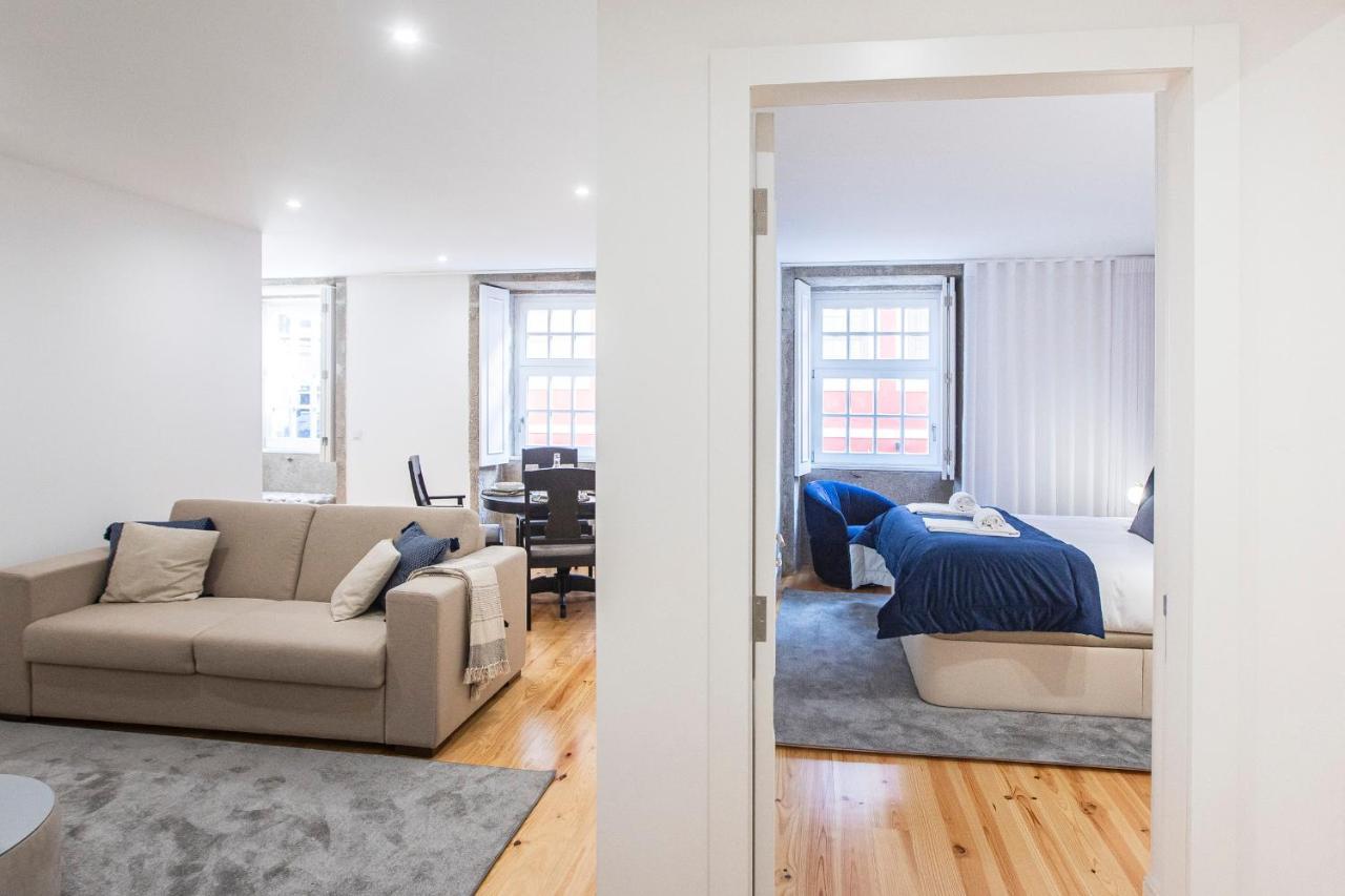 Elegant Downtown 1Br Flat W/ Ac By Lovelystay Porto Luaran gambar